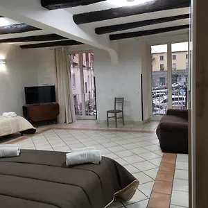https://napoli-bb-naples.hotels-amalfi.com